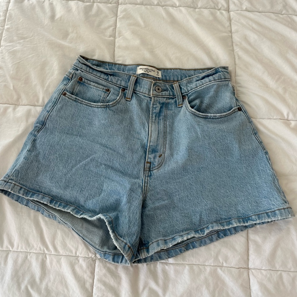 4” mom short high rise